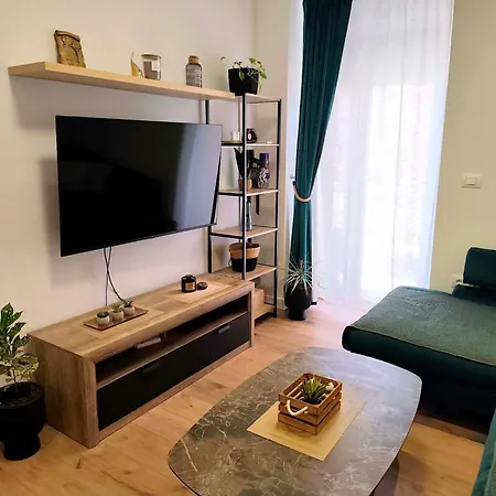 Διαμέρισμα Manda